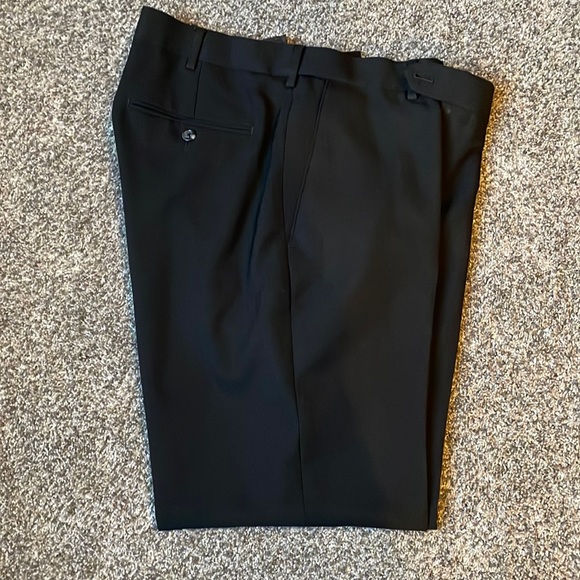 Black dress pants - Picture 1 of 5